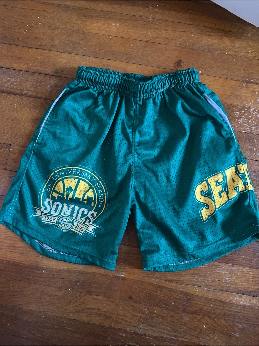 seattle sonics athletic basketball shorts